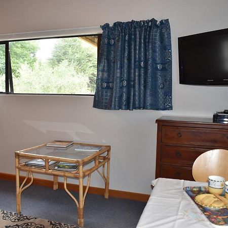 Olivista Bed & Breakfast Мастъртън Екстериор снимка