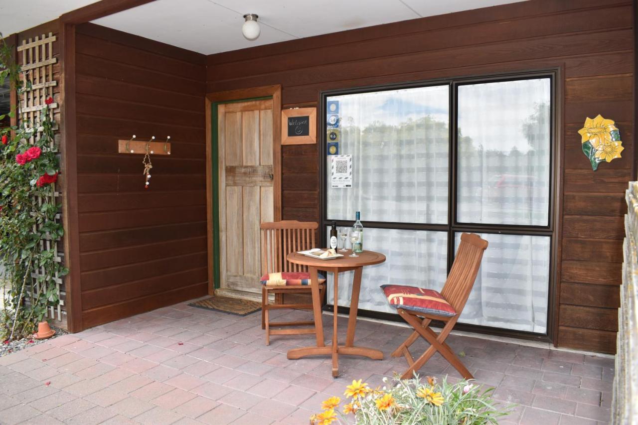 Olivista Bed & Breakfast Мастъртън Екстериор снимка