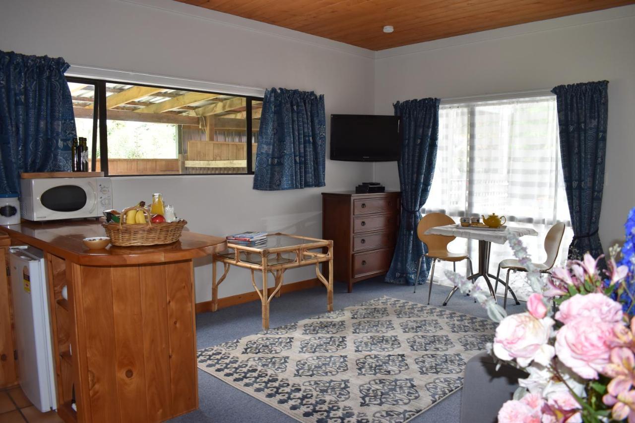 Olivista Bed & Breakfast Мастъртън Екстериор снимка